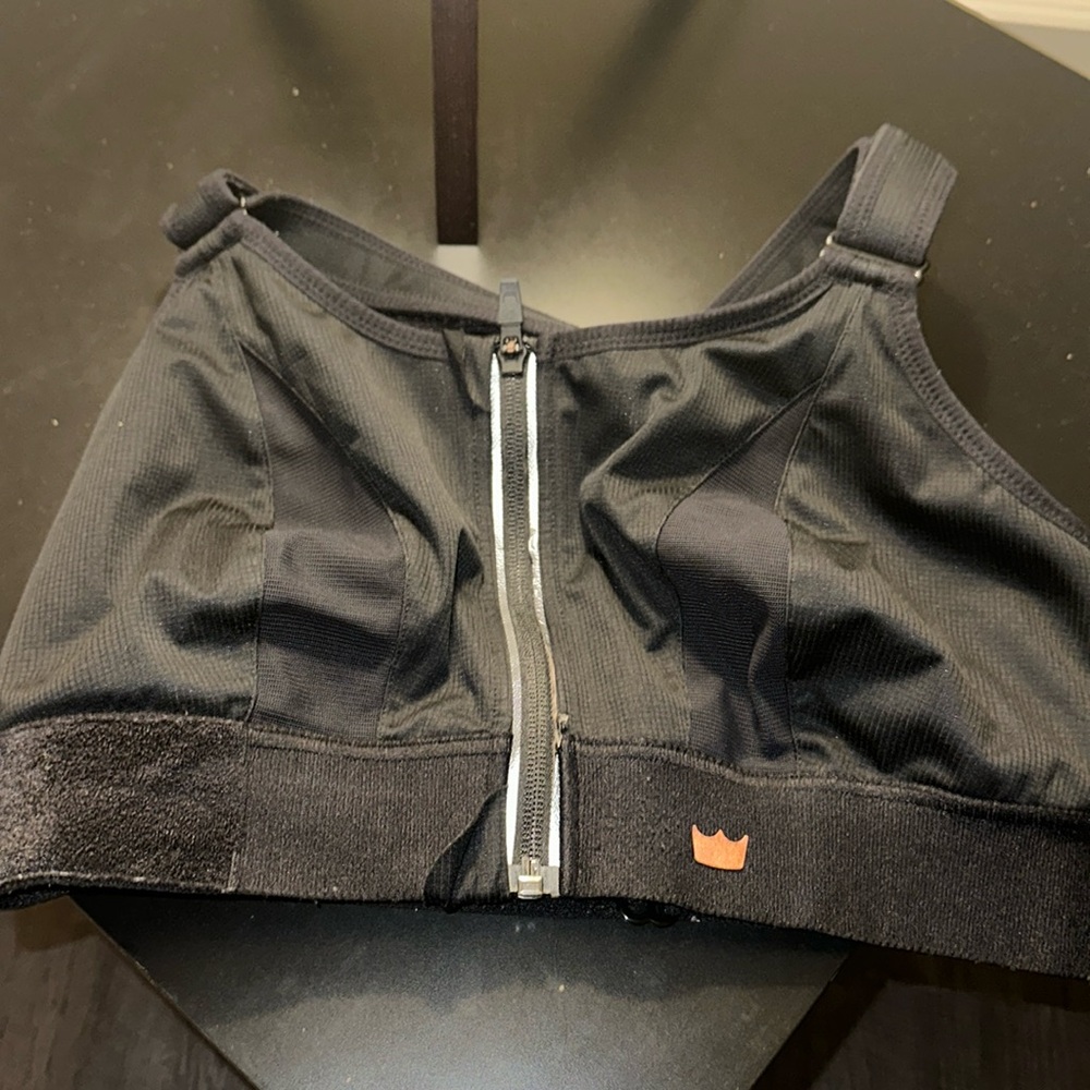 Shefit ultimate sports bra 1luxe